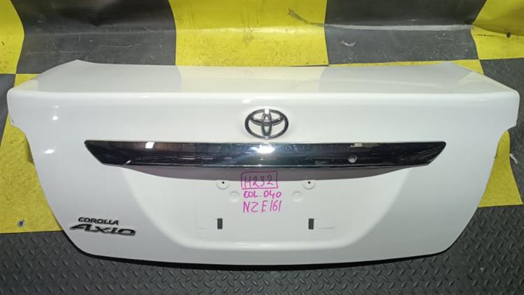 Крышка багажника Тойота Королла Аксио во Владивостоке 103985