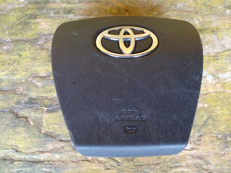Airbag водительский Toyota Prius A
