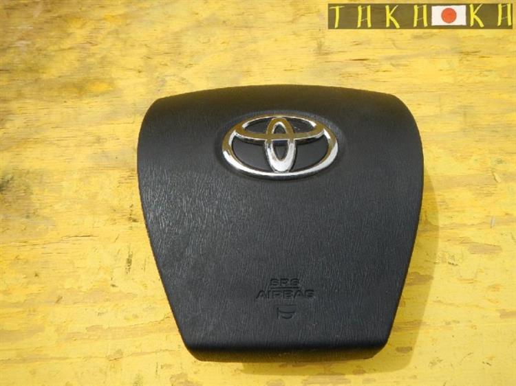 Airbag водительский Toyota Prius A