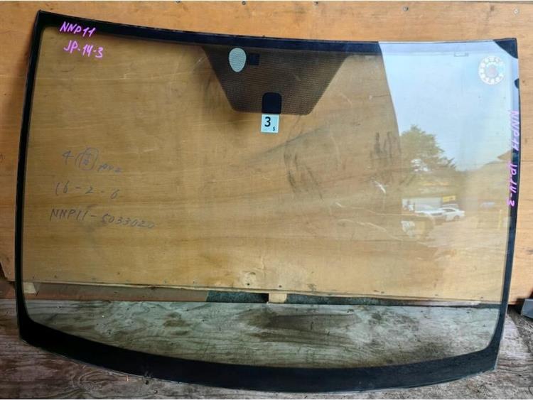 Лобовое стекло Тойота Порте во Владивостоке 249528