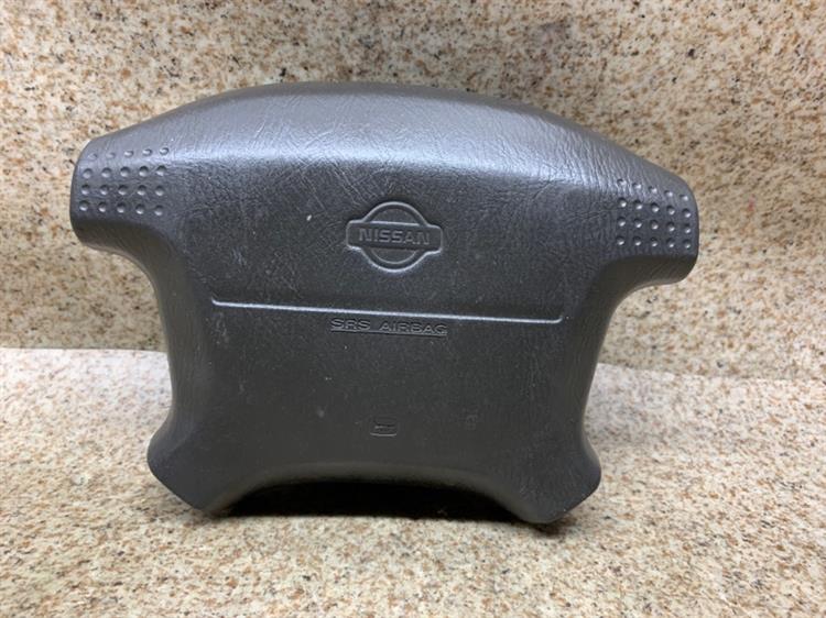 Airbag водителя Nissan Cima
