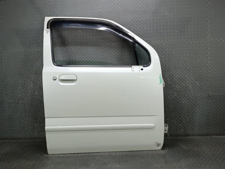 Дверь Suzuki Wagon R Solio