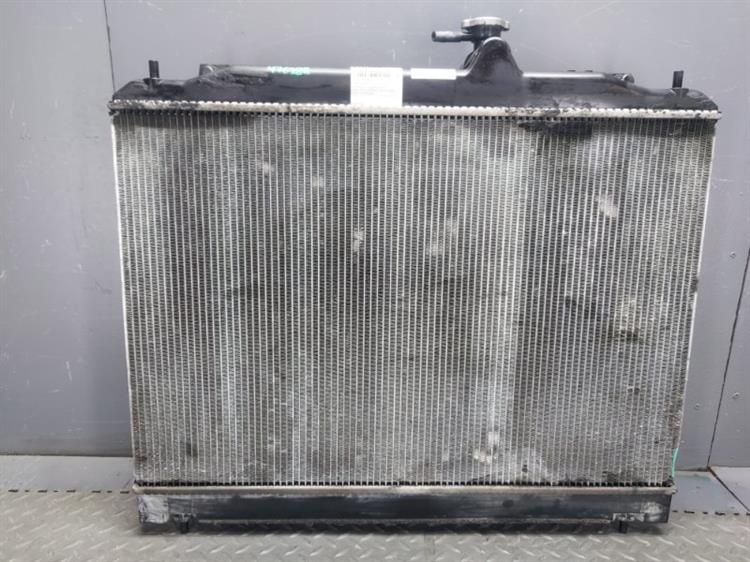 Радиатор основной Ниссан Серена во Владивостоке 476288