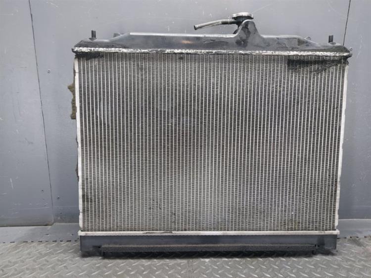 Радиатор основной Ниссан Серена во Владивостоке 476433