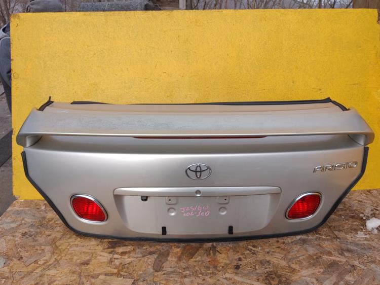 Крышка багажника Toyota Aristo