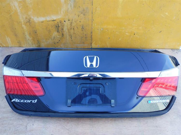 Крышка багажника Хонда Аккорд во Владивостоке 50872