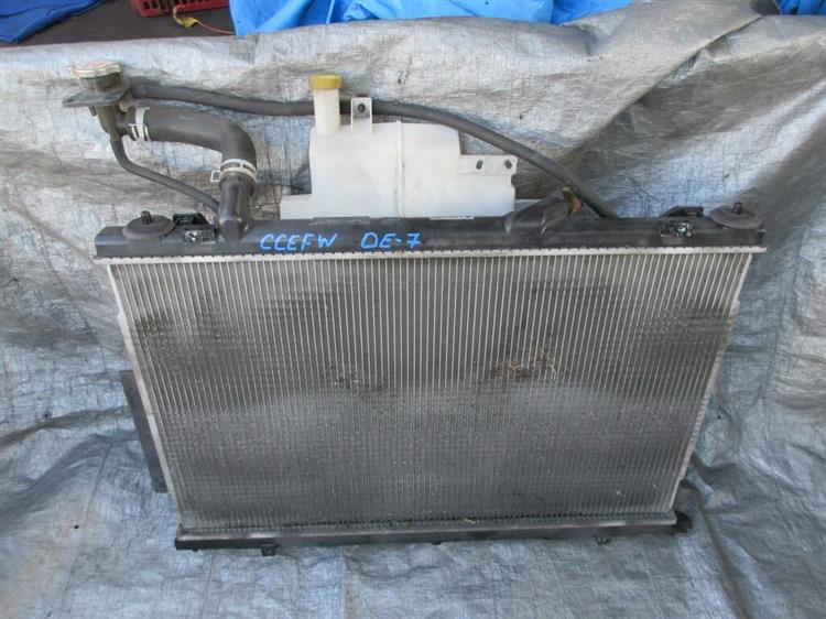 Радиатор основной Mazda Biante