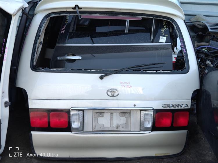 Дверь 5-я Toyota Granvia