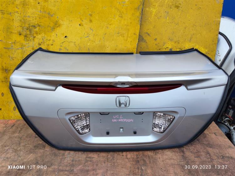 Крышка багажника Хонда Инспаер во Владивостоке 652201