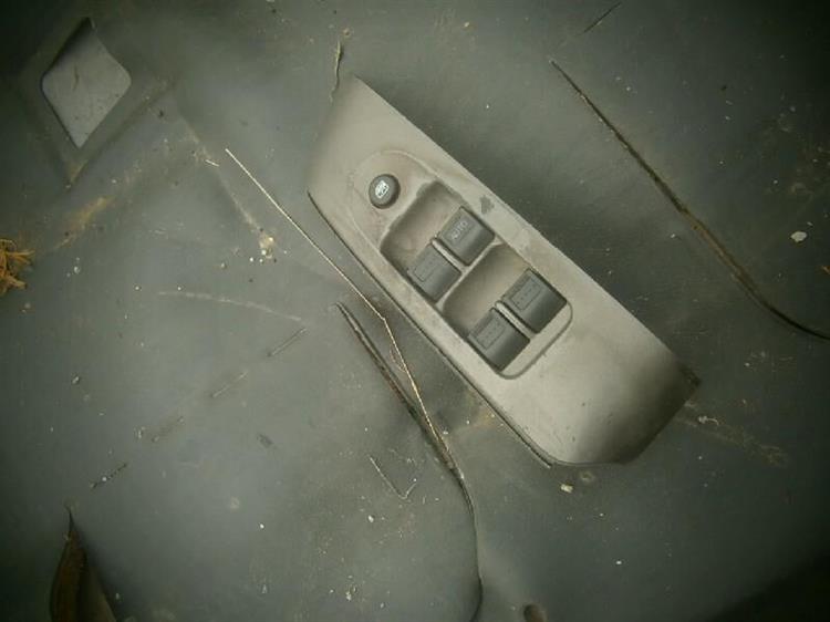 Блок упр. стеклоподъемниками Хонда Фит во Владивостоке 75003