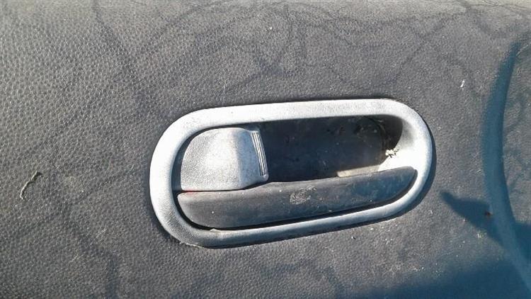 Ручка двери внутренняя Mazda Demio
